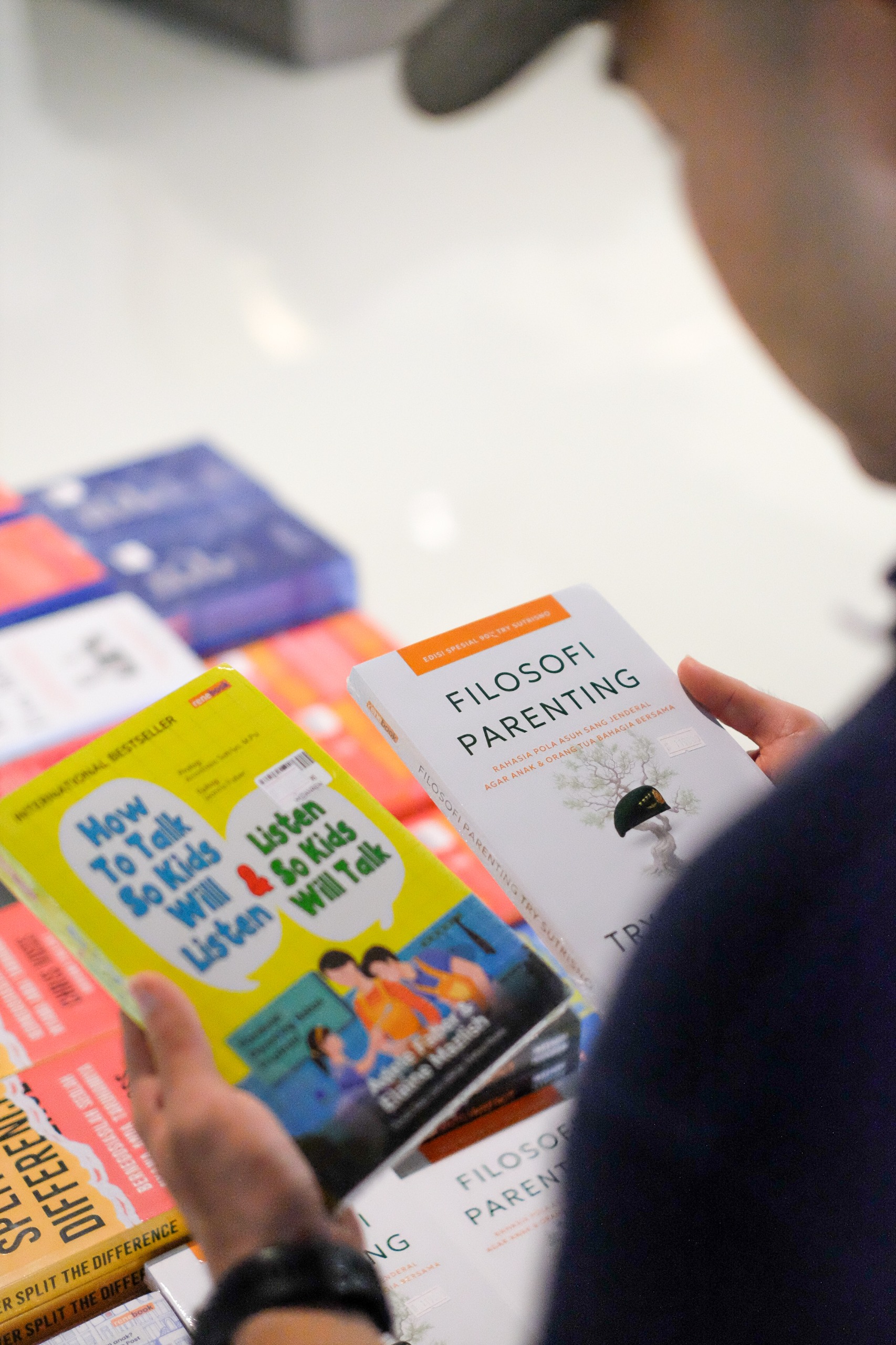 Book Fair: Di Antara Rak, Budaya Membaca Mulai Hidup di K Mall - K Mall