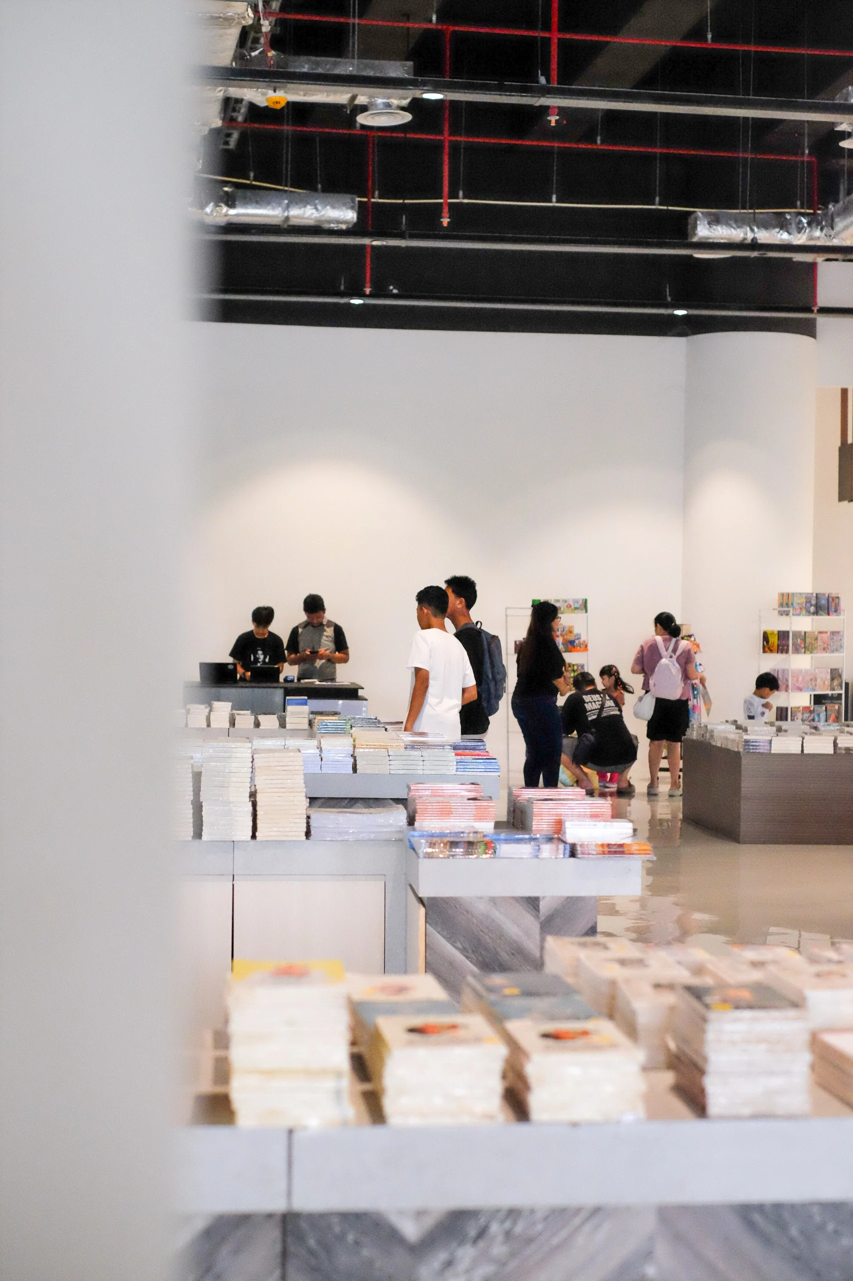 Book Fair: Di Antara Rak, Budaya Membaca Mulai Hidup di K Mall - K Mall