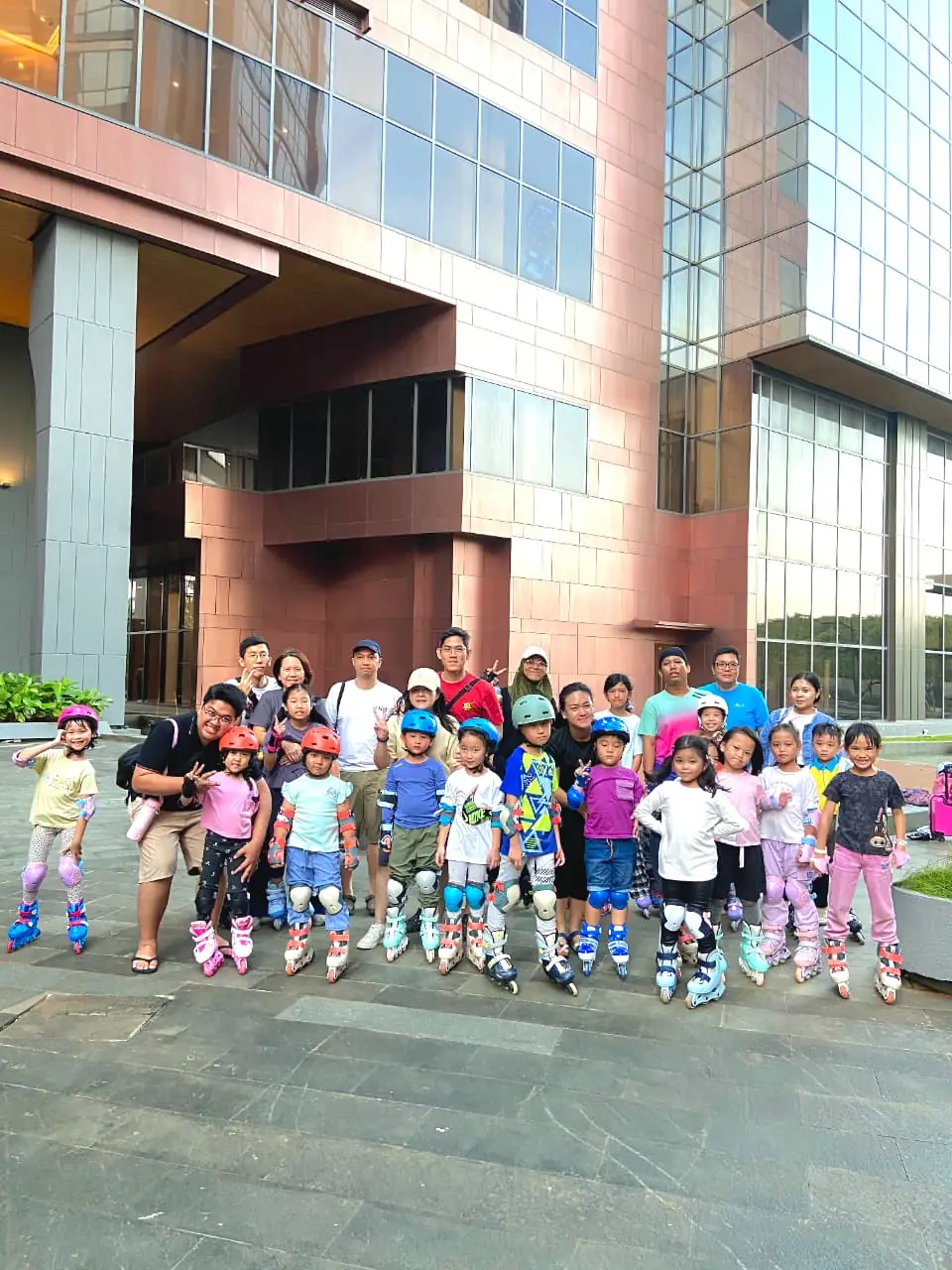 Berolahraga dan Berkumpul di Green Valley - K Mall Berolahraga dan Berkumpul di Green Valley - K Mall